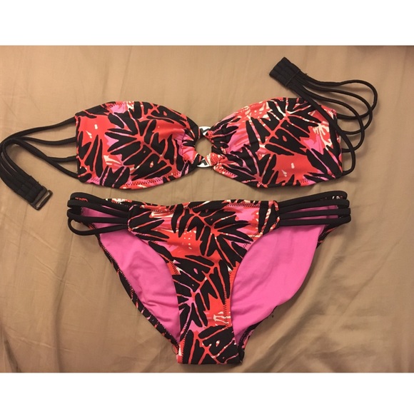 Xhilaration Bathing Suit - Picture 1 of 4