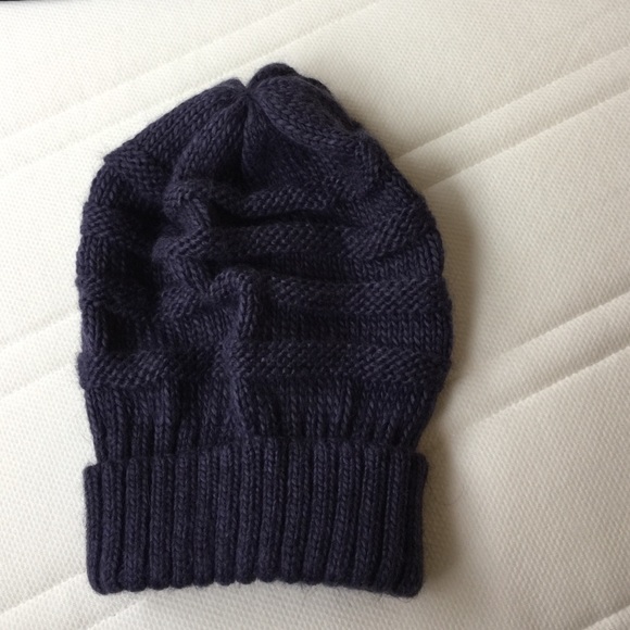 Purple woolen beanie