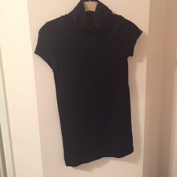 Theory "Wendel" Sleeveless Turtleneck Top