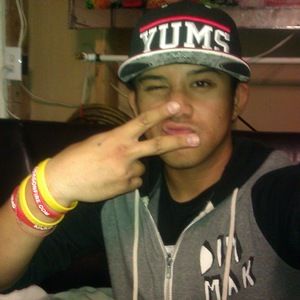 Meet your Posher, Lyvin