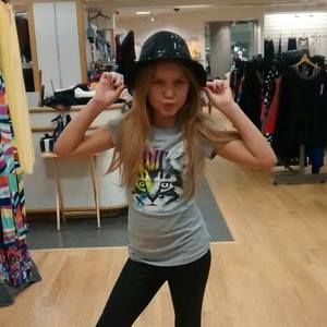 Meet your Posher, Cyndi