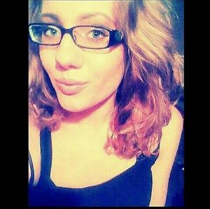 Meet your Posher, Hope