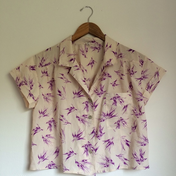 Forever 21 Tops - Abstract pattern button up shirt