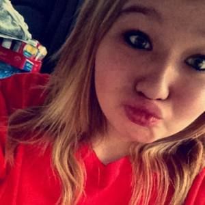 Meet your Posher, Leeann