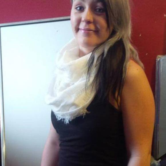 Meet your Posher, Jasmine