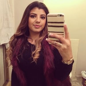 Meet your Posher, Tania