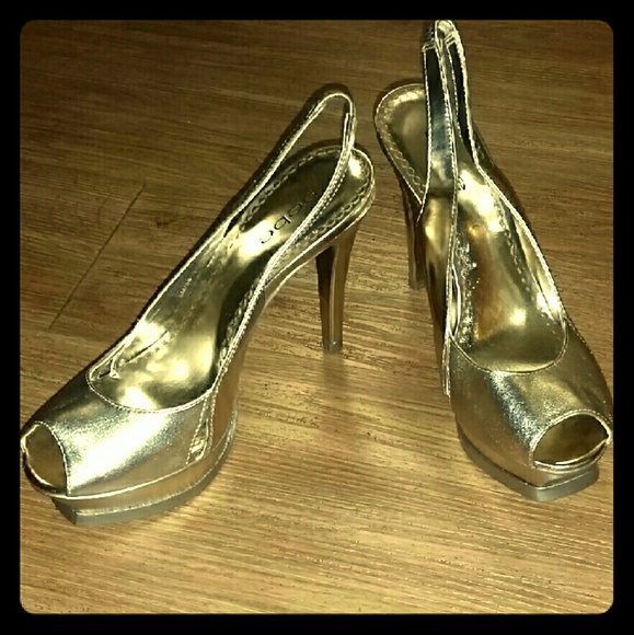bebe Zahara Gold Platform Slingbacks - NEVER WORN