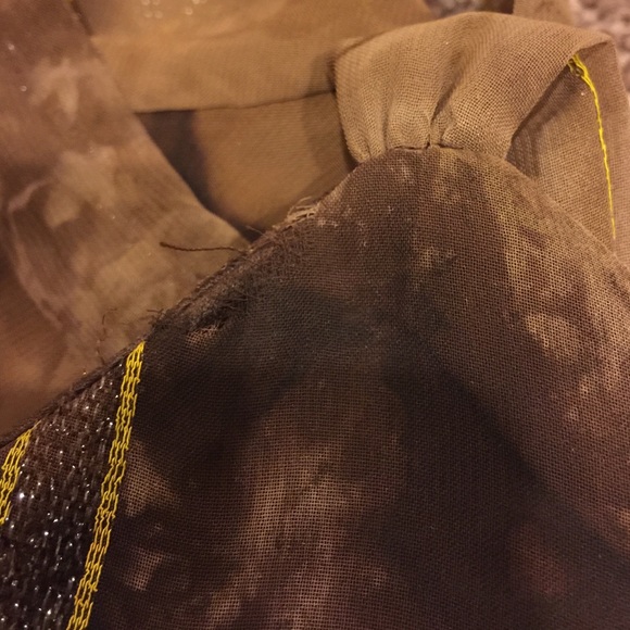 Sexy Tie/Backless Top - Picture 2 of 4