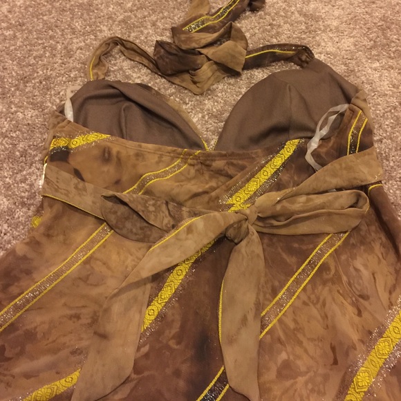 Sexy Tie/Backless Top - Picture 3 of 4