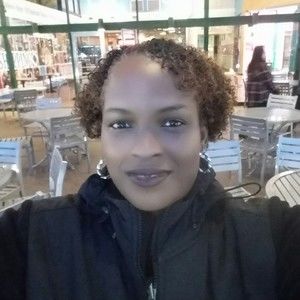 Meet your Posher, Stacie