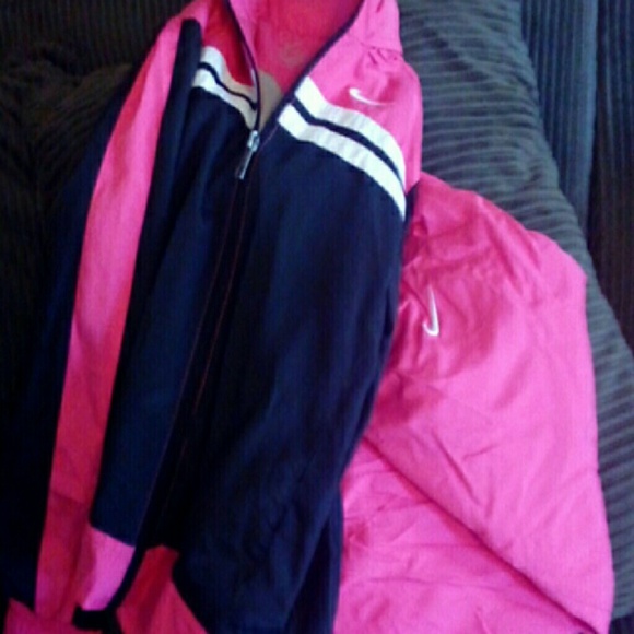 Girls Nike wind suit, size 6X