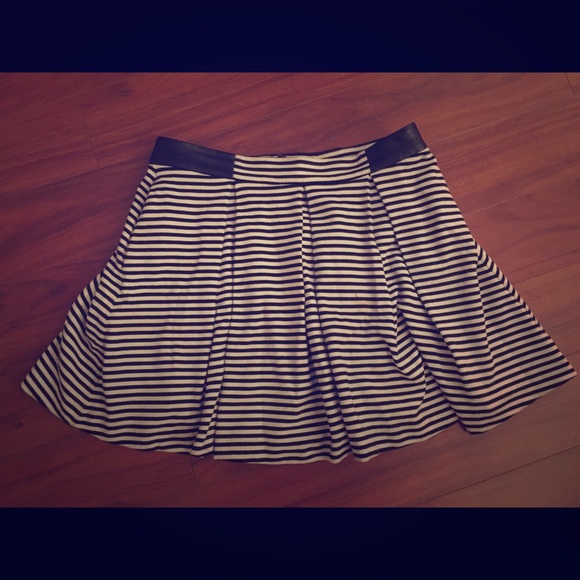 Club Monaco Skirt