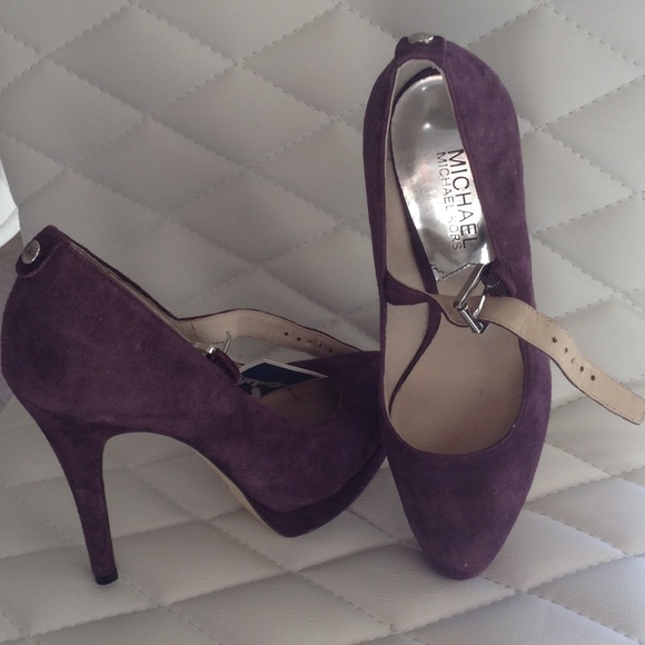 Michael Kors Shoes - Micheal kors pumps