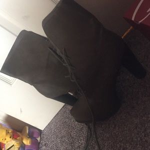 High heeled boots