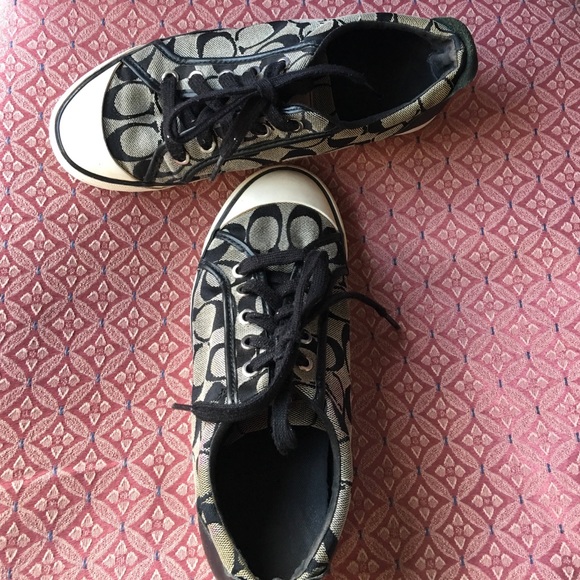 Coach Shoes - Black/tan 7.5 Barrett Coach Sneakers