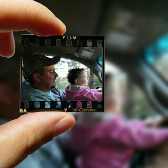 Meet your Posher, Tara - Picture 3 of 3