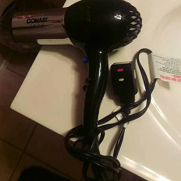 Conair blow dryer