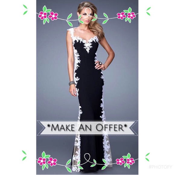 La Femme 20895 black white lace prom