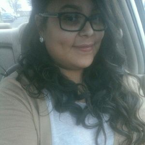 Meet your Posher, Marielena