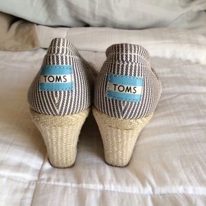 TOMS Peep Toe Wedges - 7.5