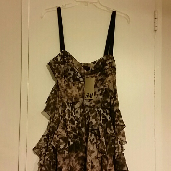 NWT Animal Print Tiered Sundress - Picture 2 of 4