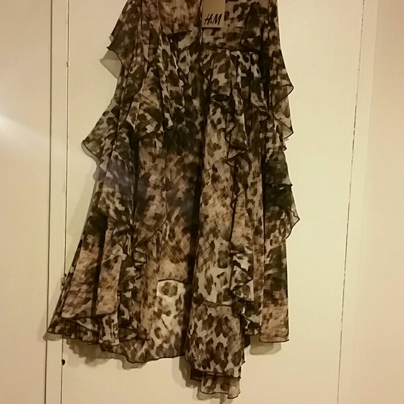 NWT Animal Print Tiered Sundress - Picture 3 of 4