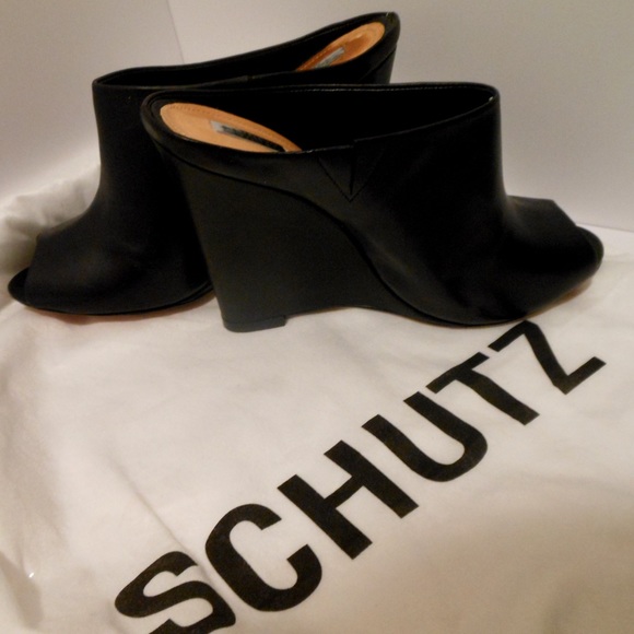 8.5 SCHUTZ Carmin High Wedge Sandal - Picture 4 of 4