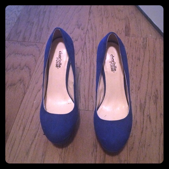 Royal blue pumps