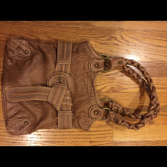 Read over the shoulder brown bag