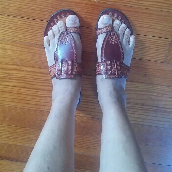 Slippers - Picture 4 of 4