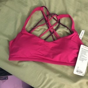 Lululemon Free to be wild sports bra