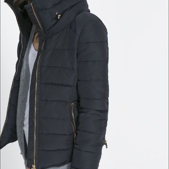 Zara navy puffer jacket