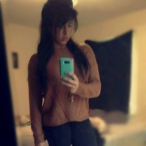 Meet your Posher, Maria