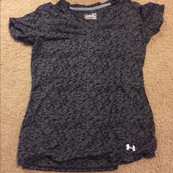 Under armor work out shirt
