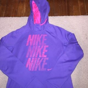 Women's Nike Therma-Fit sweatshirt