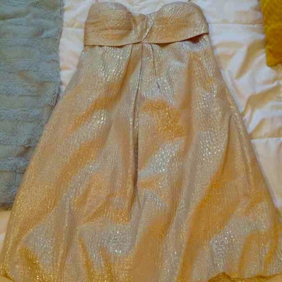 Cachè strapless gold formal dress