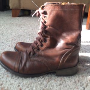 Steve Madden Troopa combat boots size 8