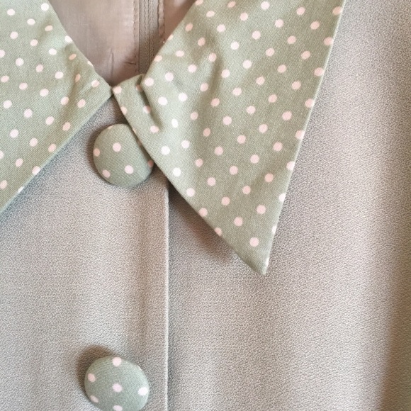 Pastel green dress - Picture 2 of 4