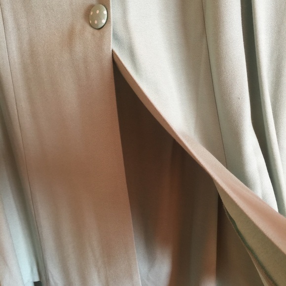 Pastel green dress - Picture 3 of 4