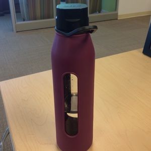 Meet your Posher, Meredith