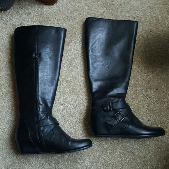Black Boots
