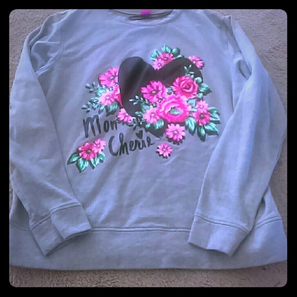 Sweatshirt