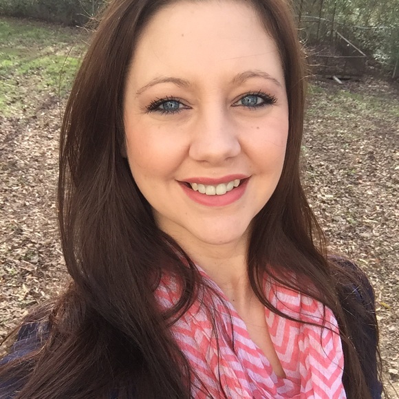 Younique 3D Fiber Lashes mascara - Picture 2 of 2