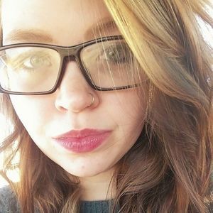 Meet your Posher, Hope