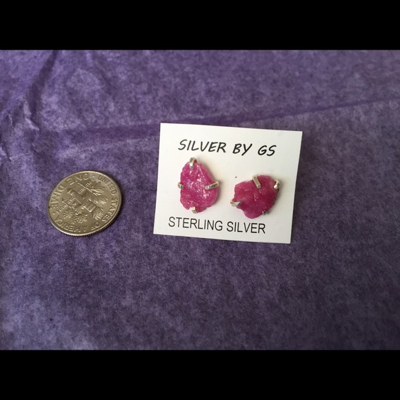 SALE! Handmade ruby earrings - Picture 2 of 3