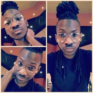 Meet your Posher, Darrien