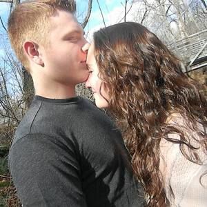 Meet your Posher, Carlye