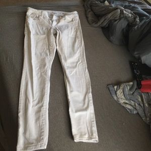 AMERICAN EAGLE WHITE SKINNY JEANS