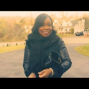 Meet your Posher, Lori