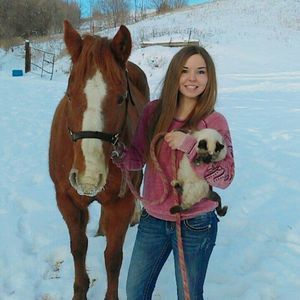 Meet your Posher, Ariel